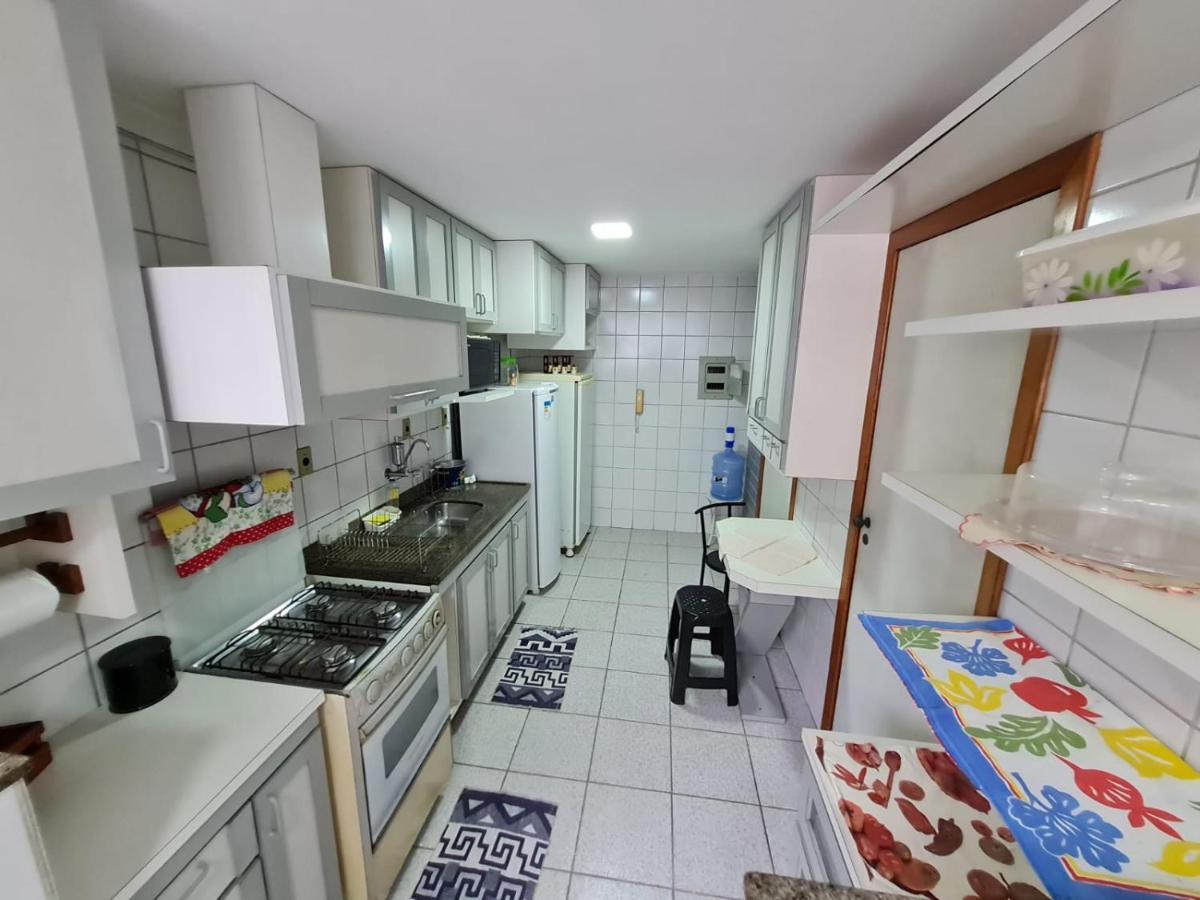 Apt Encantador Centro Guarapari, Completo, 50 M Da Praia Eksteriør billede